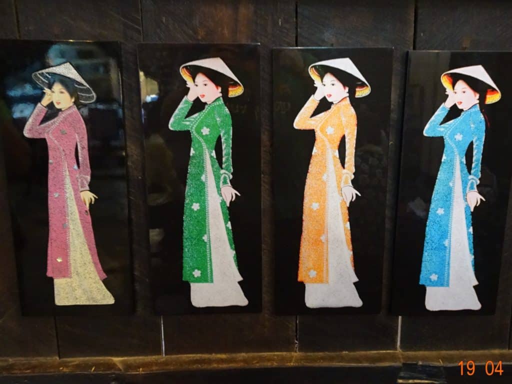 Painted panels of Vietnamese traditional dress