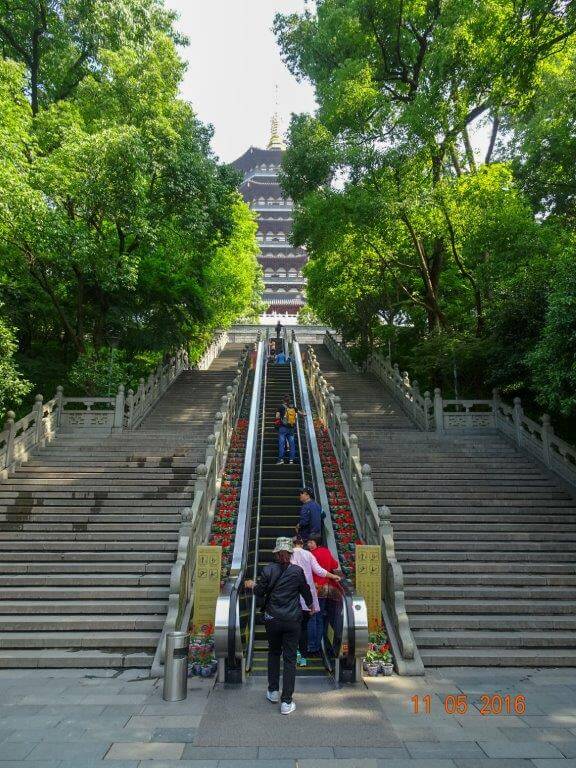 An Escalator for Leifeng Pagoda