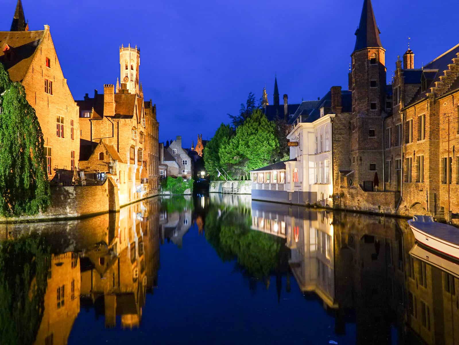 tours of brugge