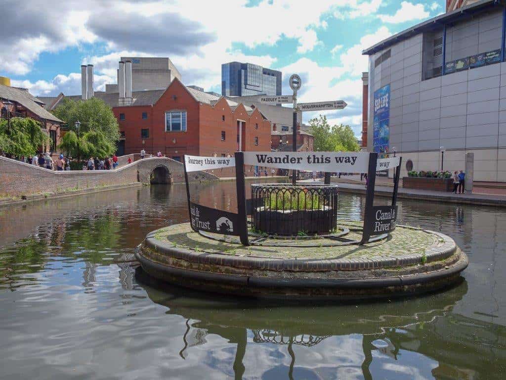 Walk the Revitalised Birmingham's Historic Canals and City Center
