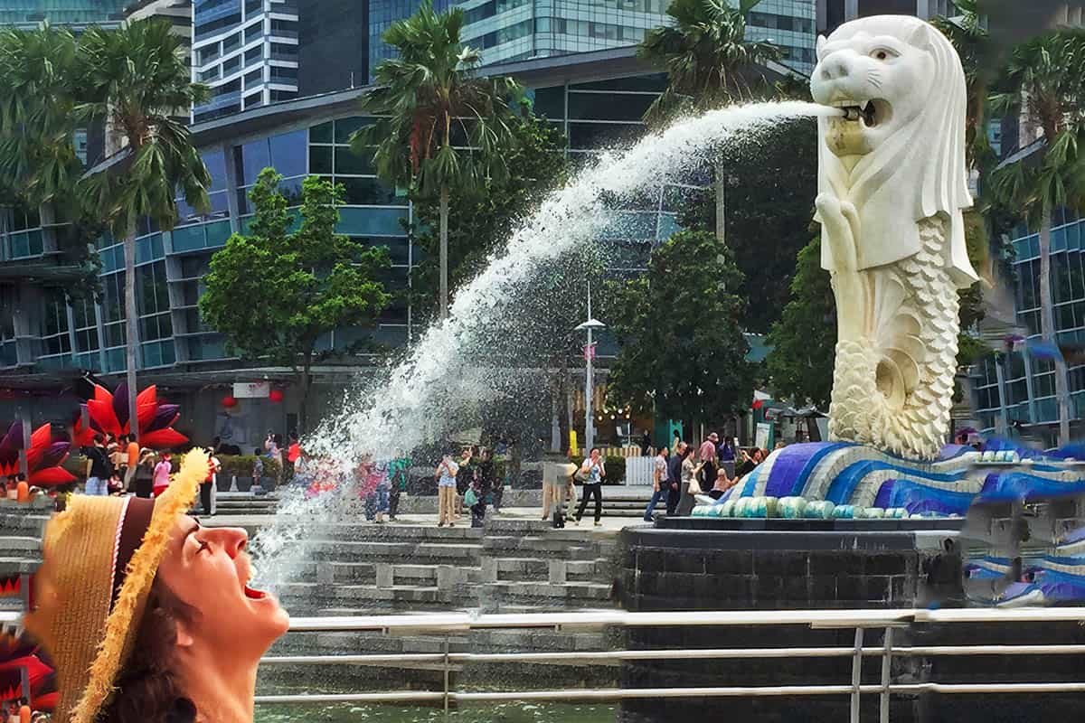 Water fountain sculpture